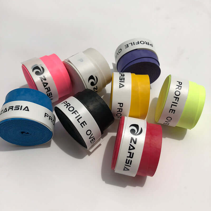 Special sweat absorbing belt for tennis racket in various colors, ideal for comfortable grip and sweat absorption.