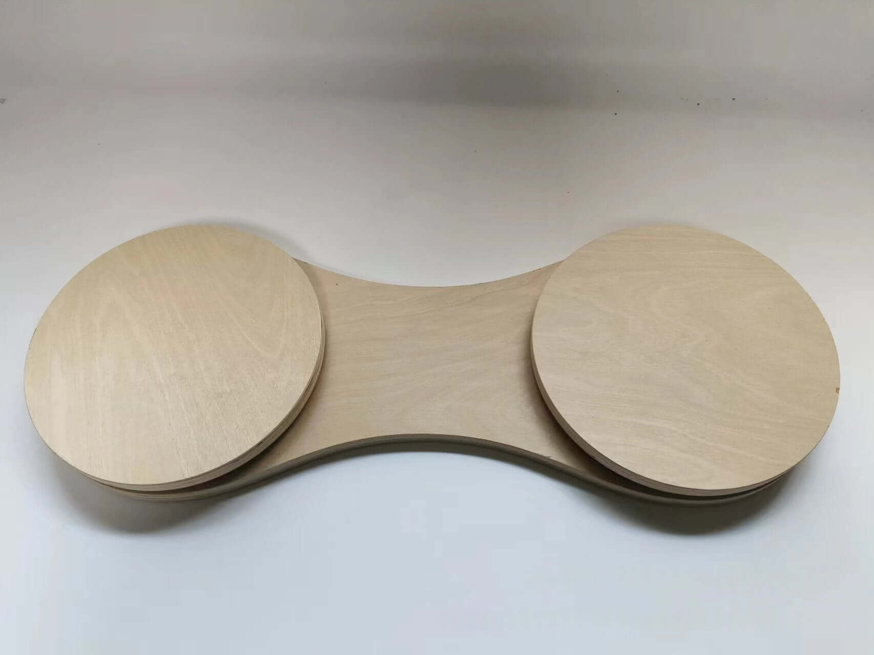 Tennis Power Chain Wood Surf Balance Board Swing Trainer for improved footwork and rhythm during tennis practice.